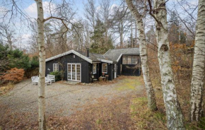3 Bedroom Pet Friendly Home In Vejby, Vejby